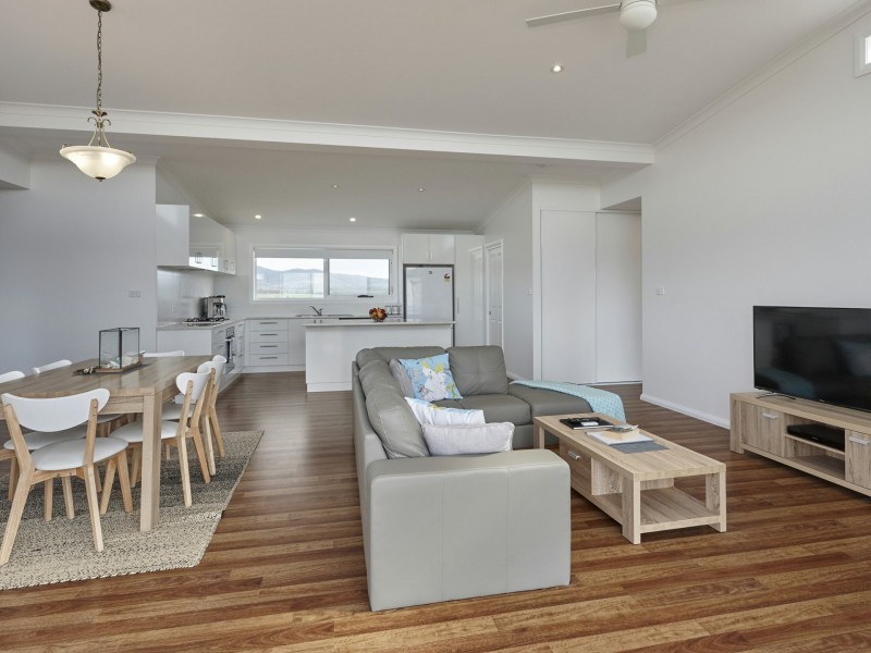 28 Frank Street, Falmouth TAS 7215