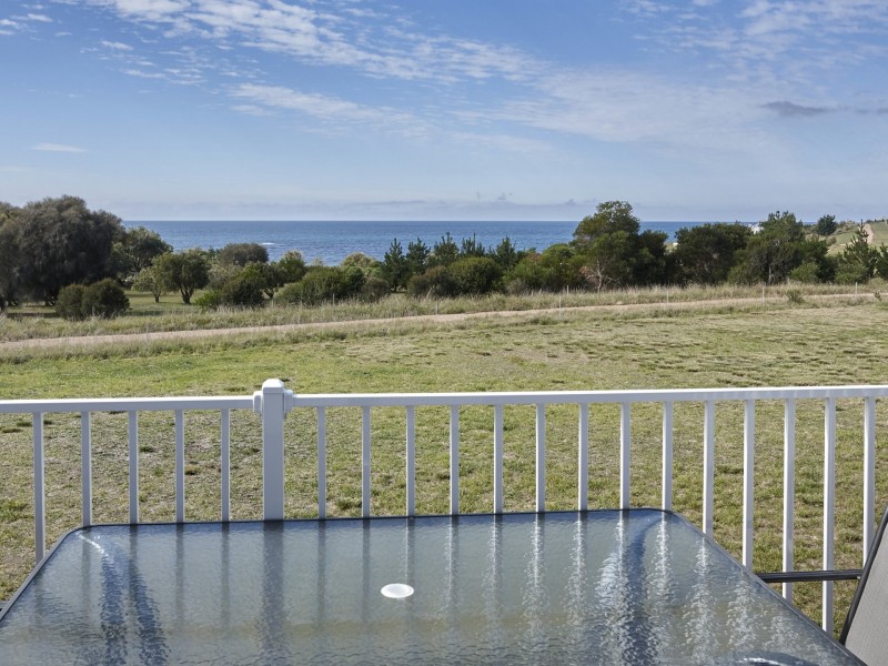 28 Frank Street, Falmouth TAS 7215