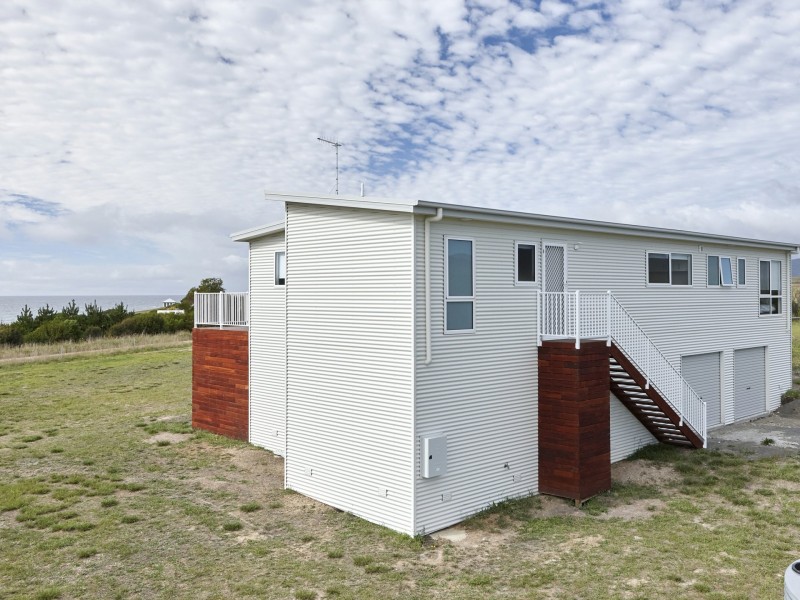 28 Frank Street, Falmouth TAS 7215