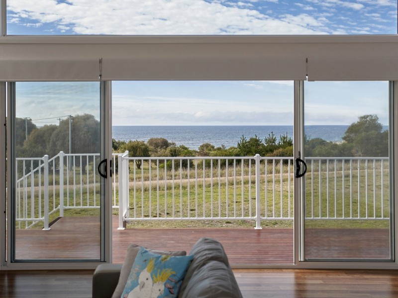 28 Frank Street, Falmouth TAS 7215