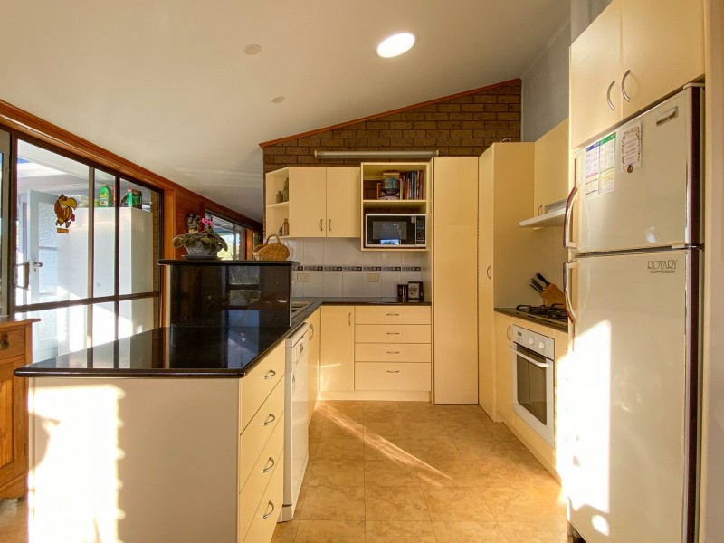 7 Cray Court, Binalong Bay TAS 7216