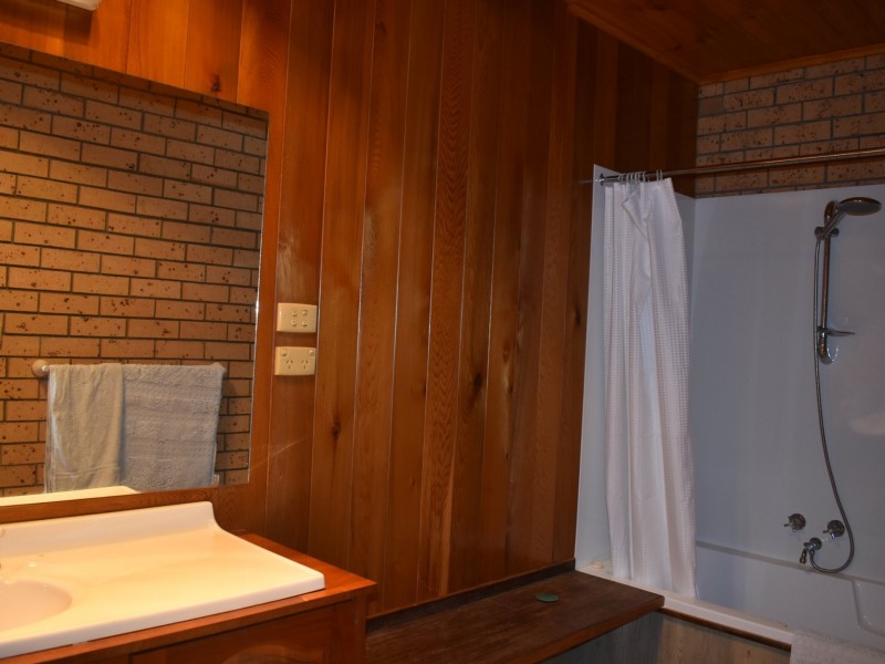 66A Medeas Cove Esplanade, St Helens TAS 7216