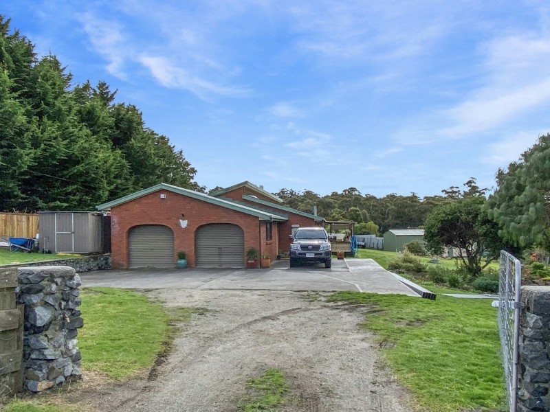 25582 Tasman Highway, St Helens TAS 7216