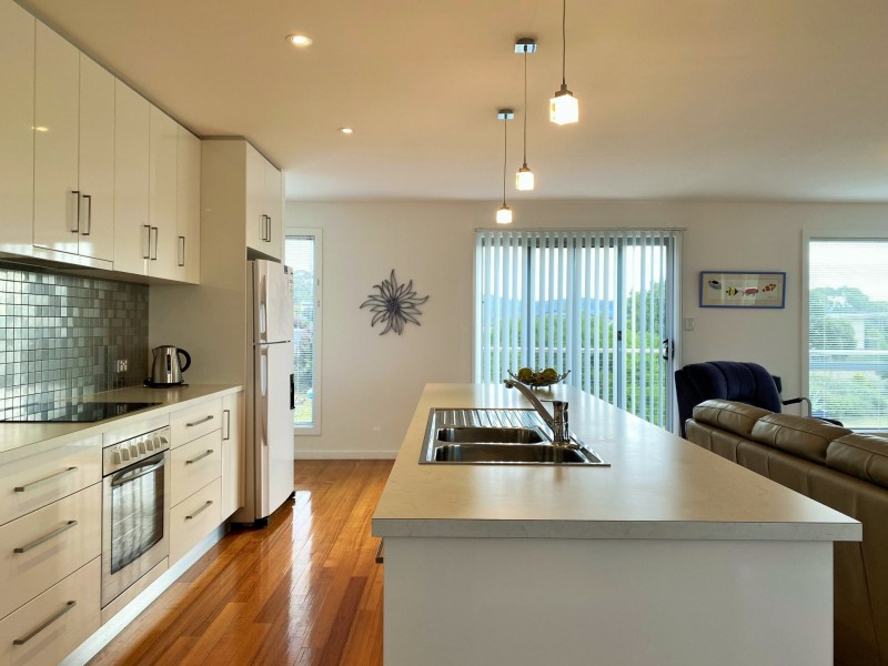 9 Barnett Close, Binalong Bay TAS 7216