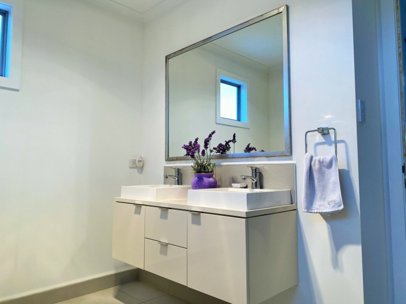 9 Barnett Close, Binalong Bay TAS 7216