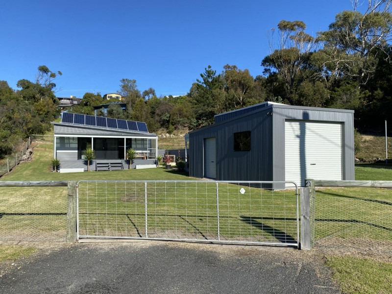 21 Bridge Esplanade, Scamander TAS 7215