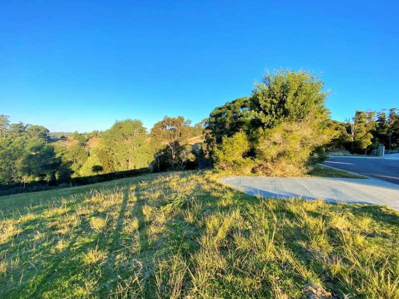 17 Bayvista Rise, St Helens TAS 7216