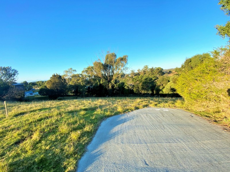 17 Bayvista Rise, St Helens TAS 7216