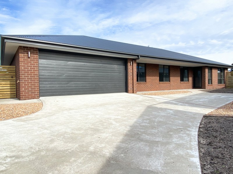 1/7 Lindsay Parade, St Helens TAS 7216