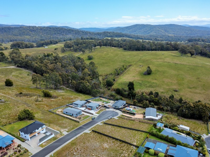 16 Susan Court, St Helens TAS 7216