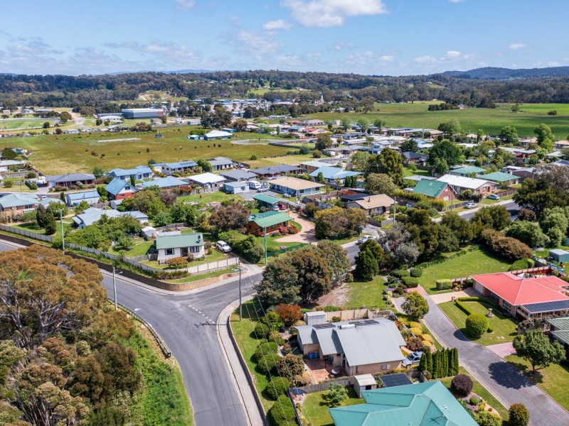 3 Annie Street, St Helens TAS 7216