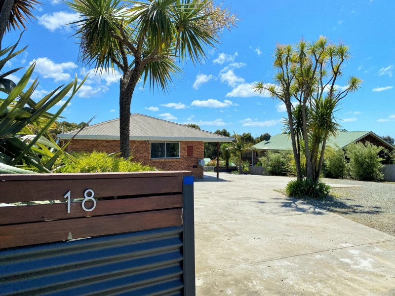 18 Cherrywood Drive, Scamander TAS 7215