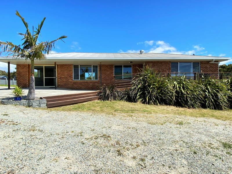 18 Cherrywood Drive, Scamander TAS 7215