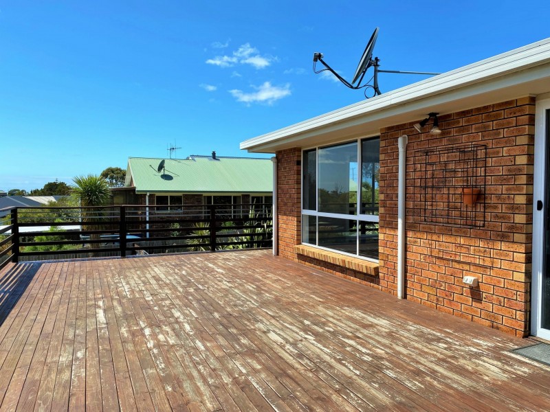 18 Cherrywood Drive, Scamander TAS 7215