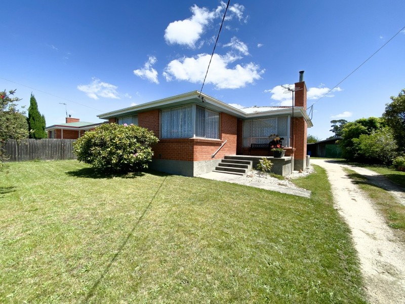 11 Medea Street, St Helens TAS 7216