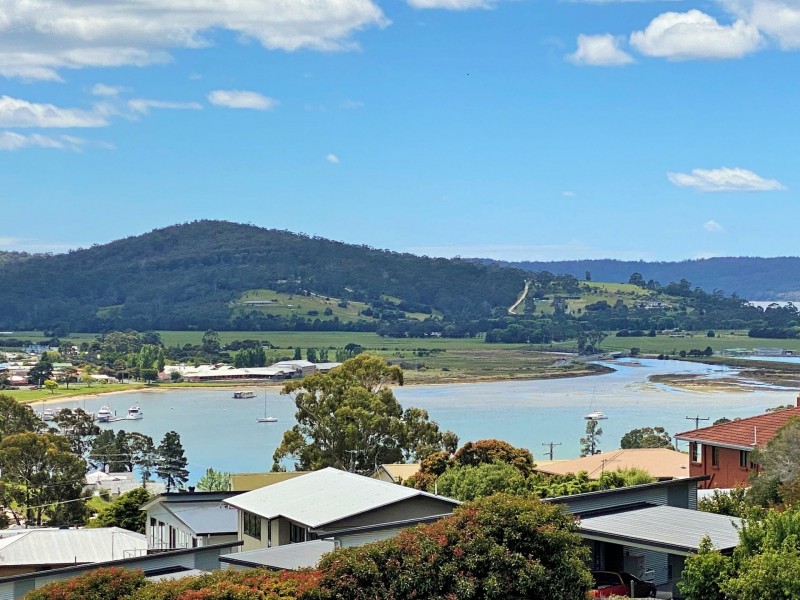 3 Douglas Court, St Helens TAS 7216