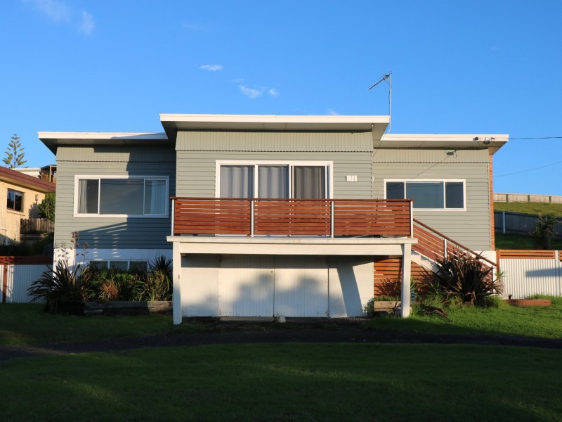 174 Scamander Avenue, Scamander TAS 7215