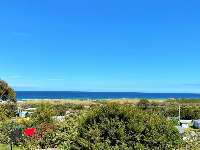 11 Pringle Street, Scamander TAS 7215