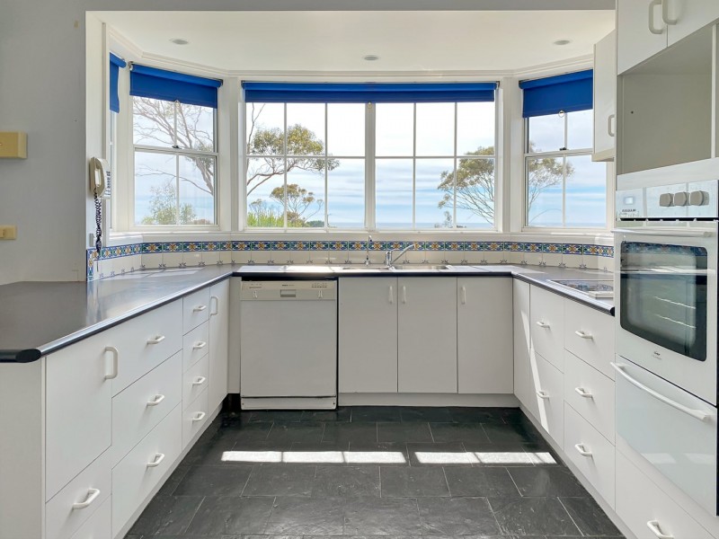 10 Seabreeze Court, Beaumaris TAS 7215