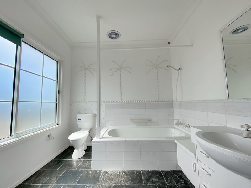 10 Seabreeze Court, Beaumaris TAS 7215