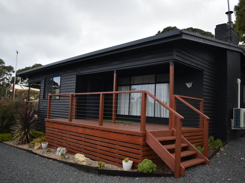 11 Hilltop Drive, Binalong Bay TAS 7216