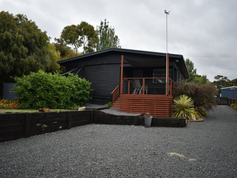 11 Hilltop Drive, Binalong Bay TAS 7216