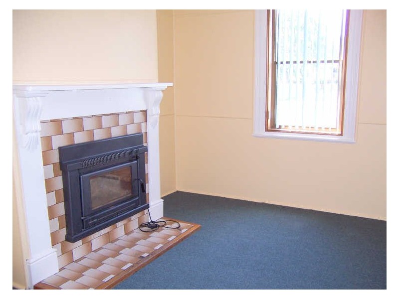 39 Clive Street, St Marys TAS 7215