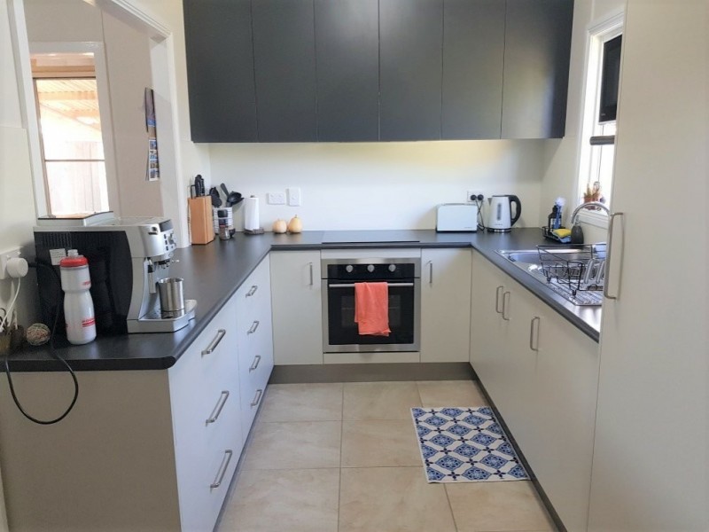 18 Hilton Road, Mount Isa QLD 4825