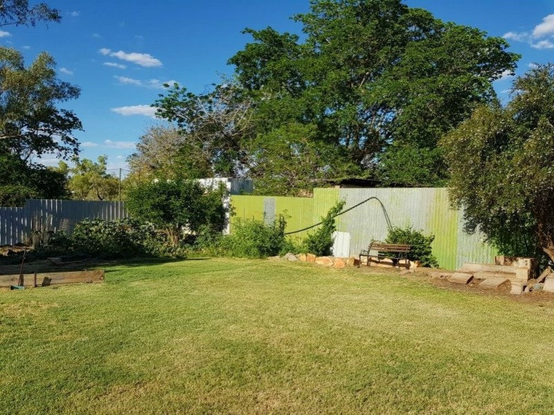 18 Hilton Road, Mount Isa QLD 4825