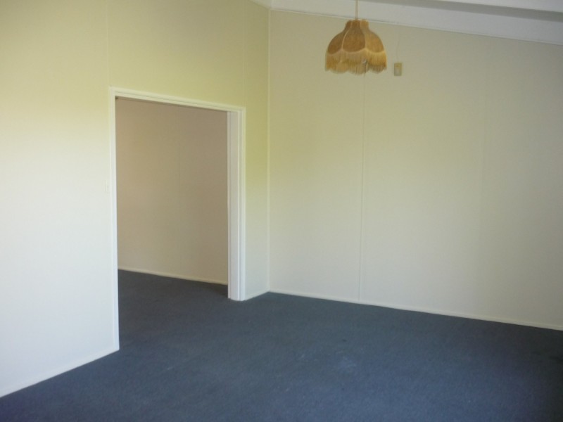4 Gray Street, Mount Isa QLD 4825