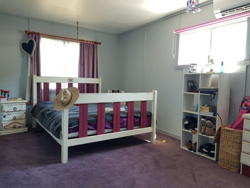 47 Cook Crescent, Mount Isa QLD 4825