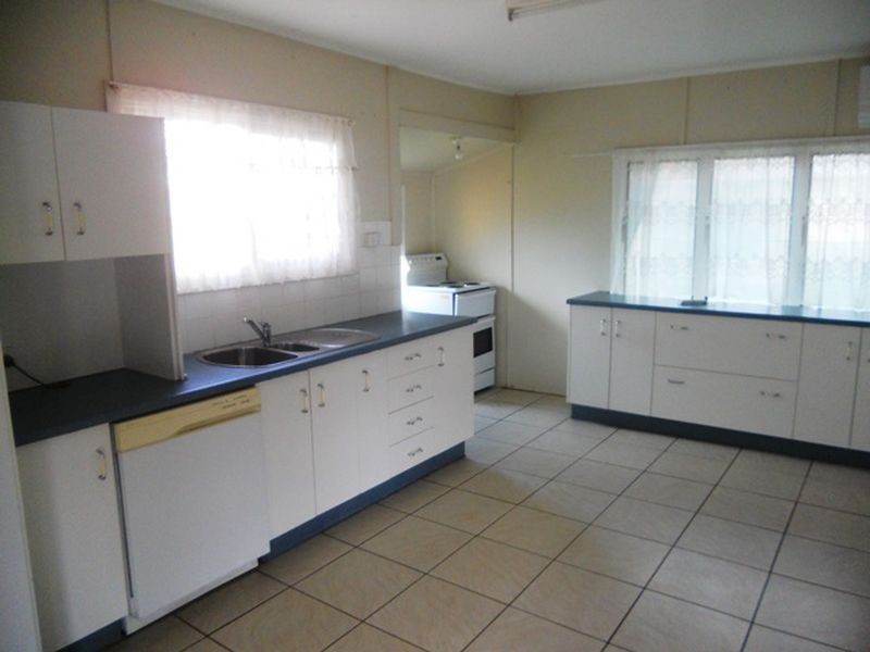 12 Eleventh Avenue, Mount Isa QLD 4825