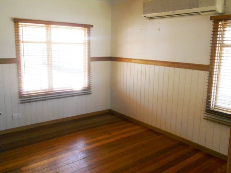 16 Twenty First Avenue, Mount Isa QLD 4825