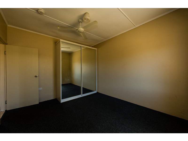 2/135 Simpson Street, Mount Isa QLD 4825