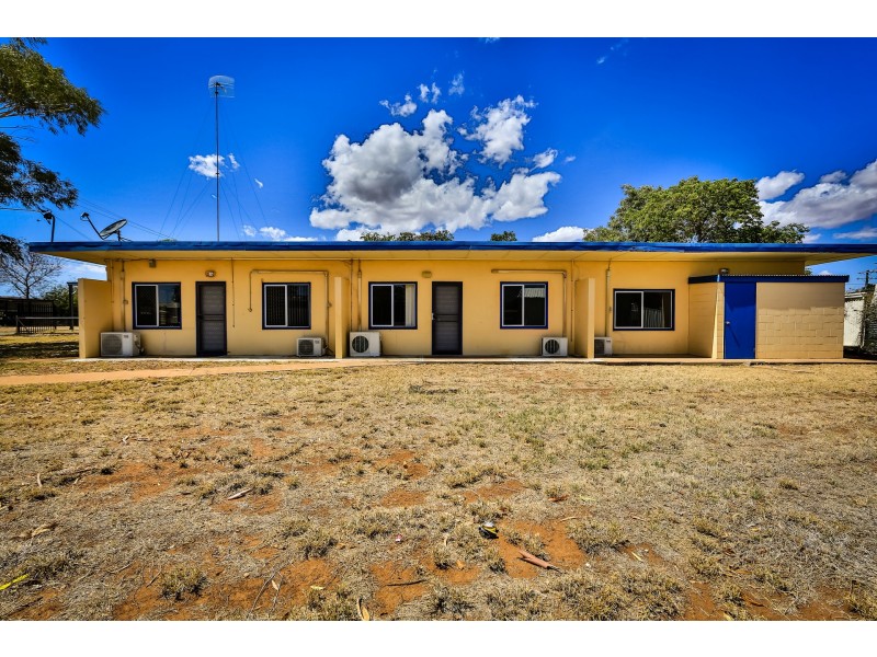 3/135 Simpson Street, Mount Isa QLD 4825