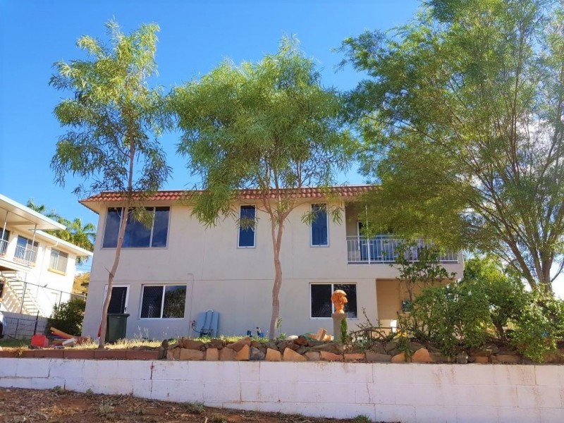 5 Robin Road, Mount Isa QLD 4825