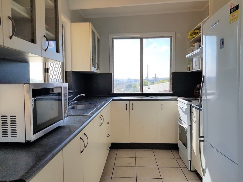 5 Robin Road, Mount Isa QLD 4825