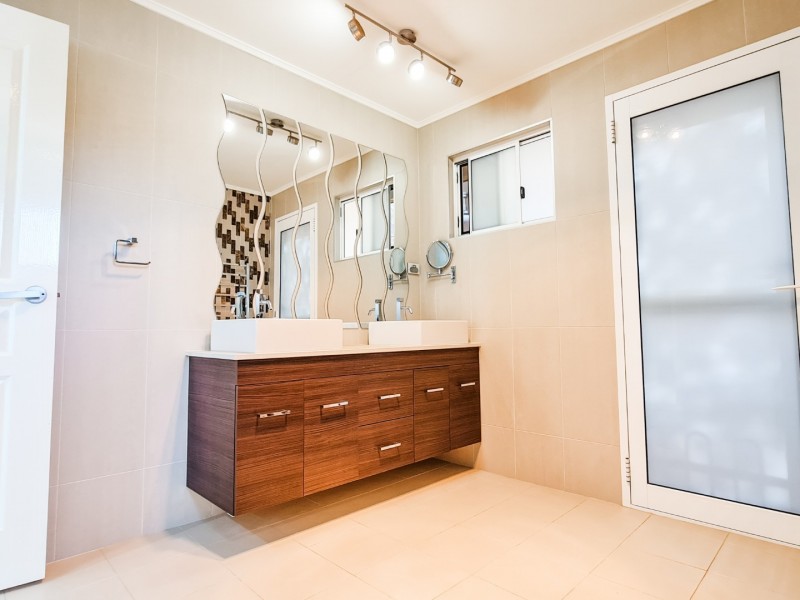 81 Abel Smith Parade, Mount Isa QLD 4825