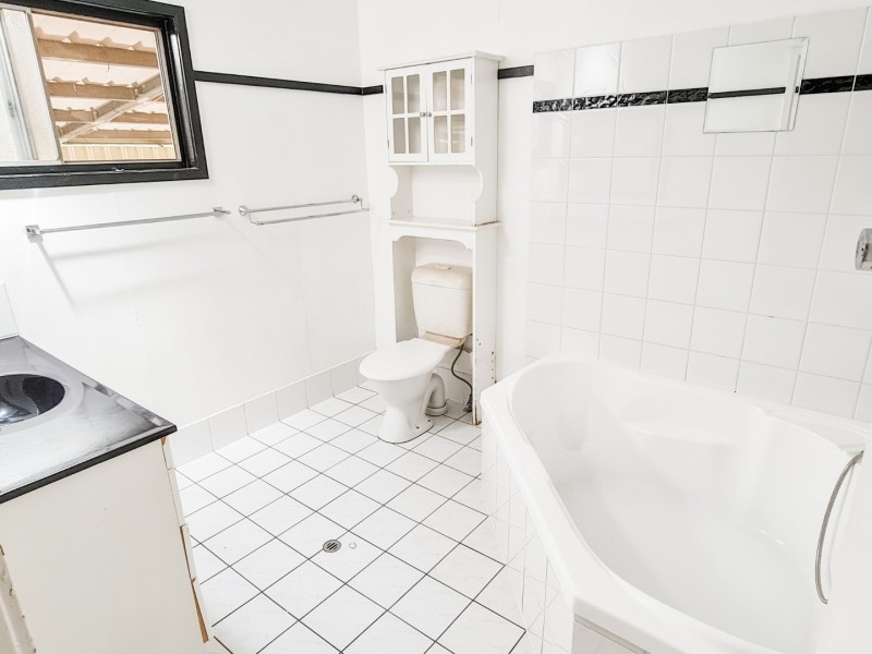 1 Wright Road, Mount Isa QLD 4825