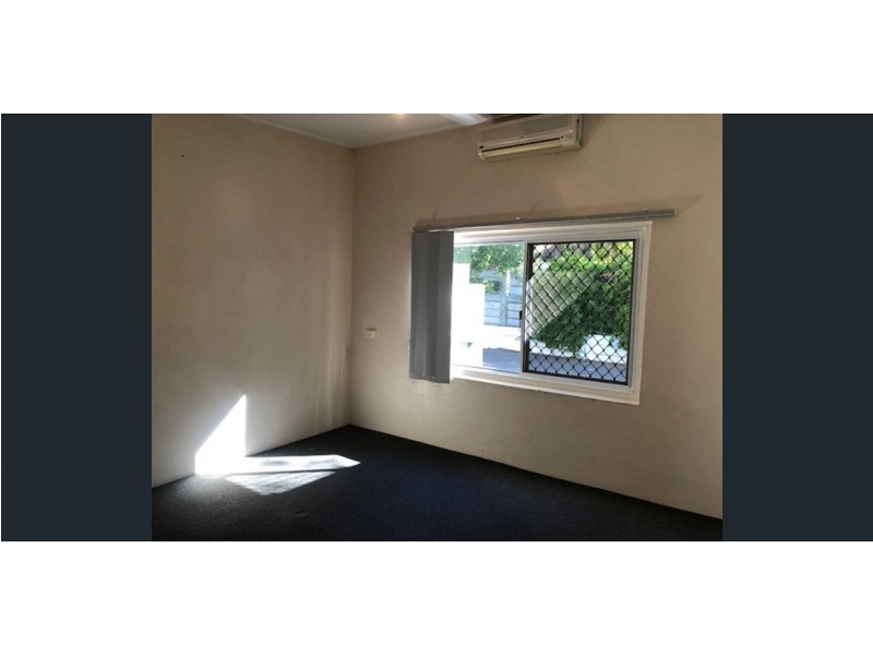 4/10 Twenty First Avenue, Mount Isa QLD 4825