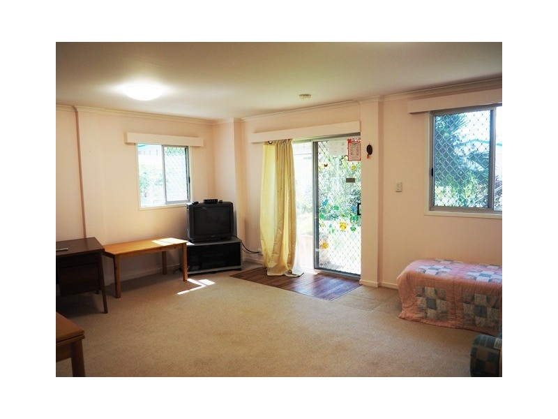 7 Hinkler Crescent, Mount Isa QLD 4825