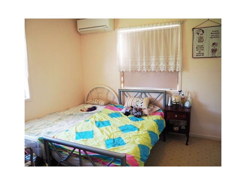 7 Hinkler Crescent, Mount Isa QLD 4825