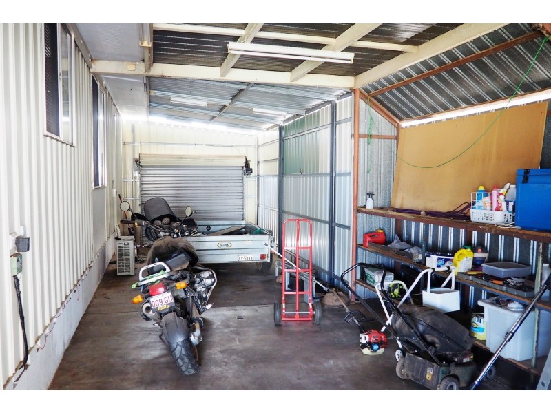 14 Urquhart Street, Mount Isa QLD 4825