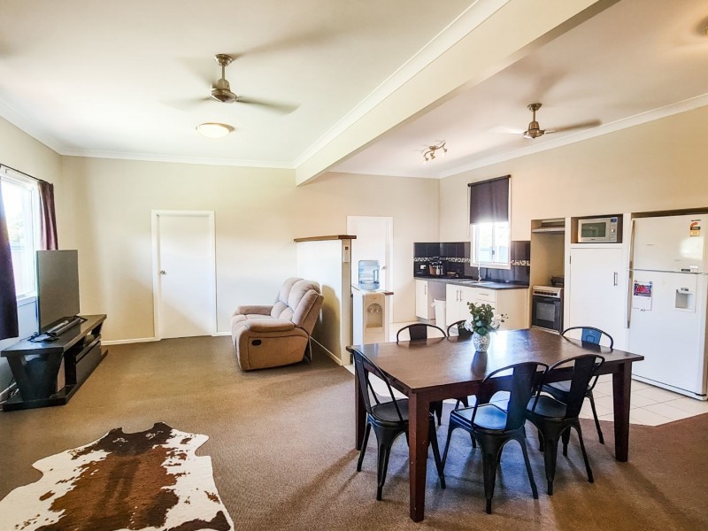 25 Hilary Street, Mount Isa QLD 4825