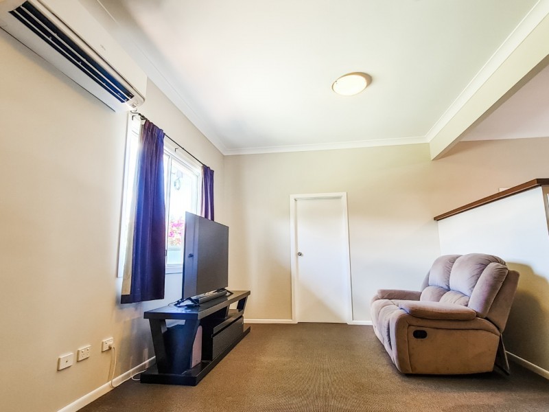 25 Hilary Street, Mount Isa QLD 4825