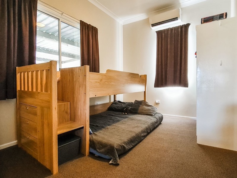 25 Hilary Street, Mount Isa QLD 4825