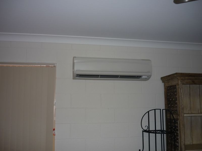4/100 Miles Street, Mount Isa QLD 4825