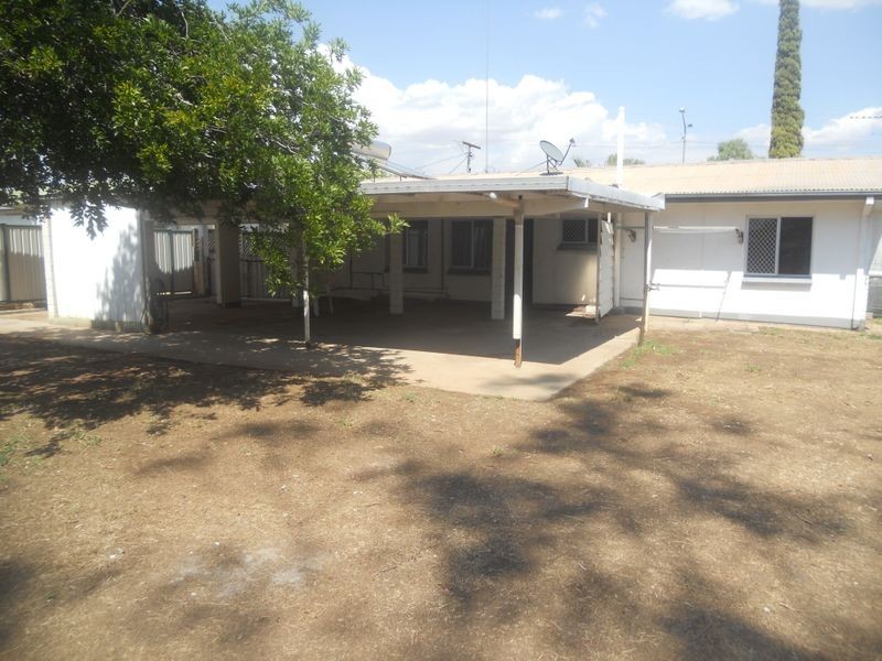 194 Miles Street, Mount Isa QLD 4825