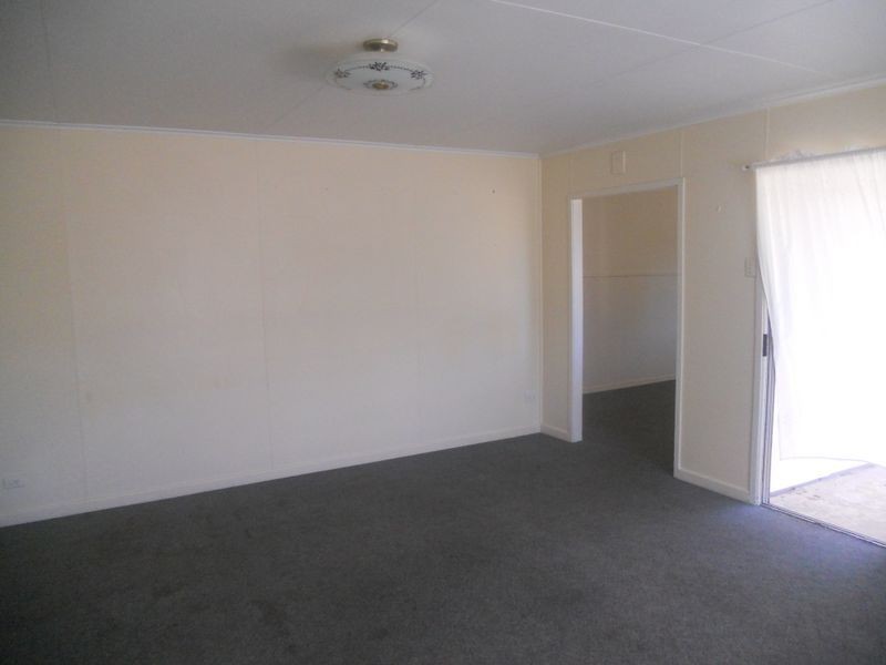 1 Juniper Street, Mount Isa QLD 4825