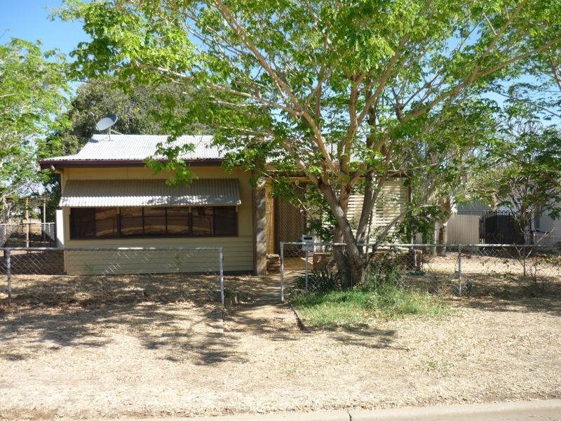 7 Margaret Street, Mount Isa QLD 4825